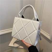 2024New rhombus hand-held shoulder crossbody simple small square bag