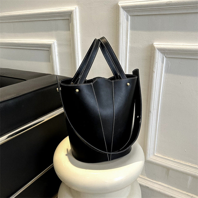 2024 New large capacity handbag armpit women's bag