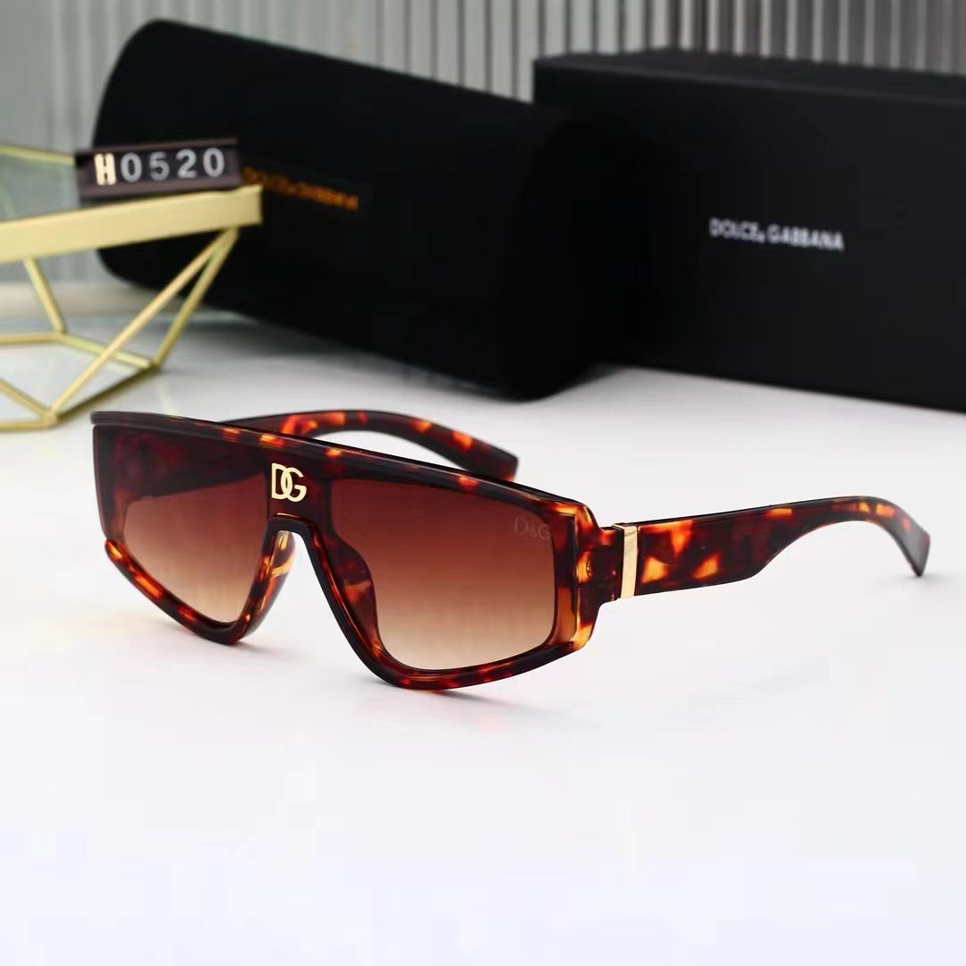 2024 New fashion glasses for men and women 0520