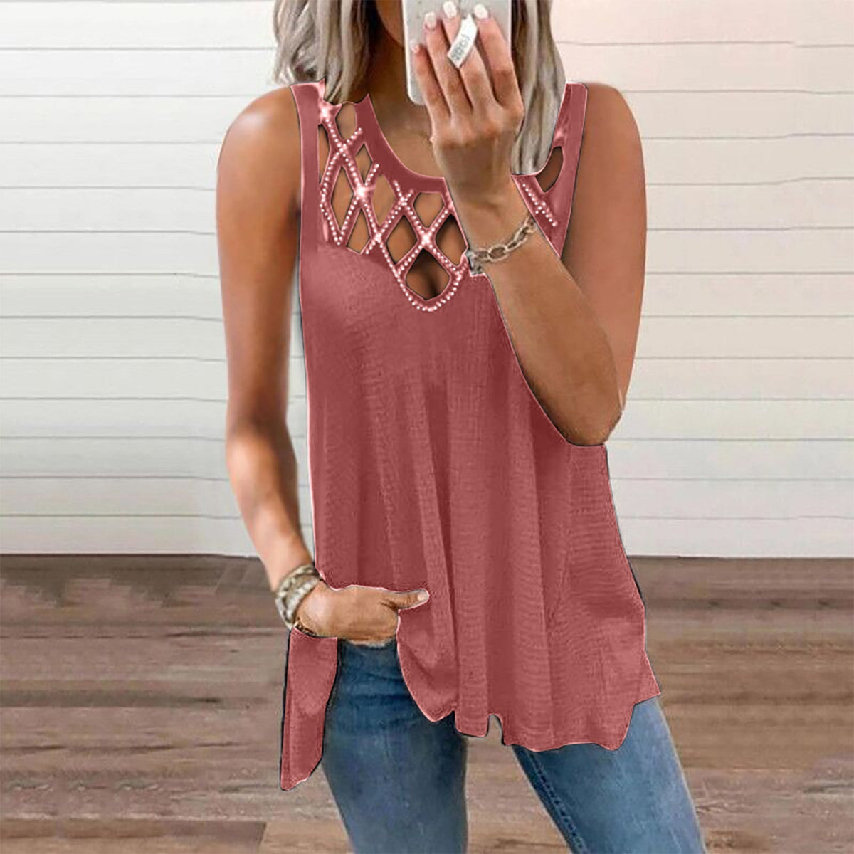 2024 New Sexy Hollow Ironing Diamond Sleeveless Solid Color T-Shirt