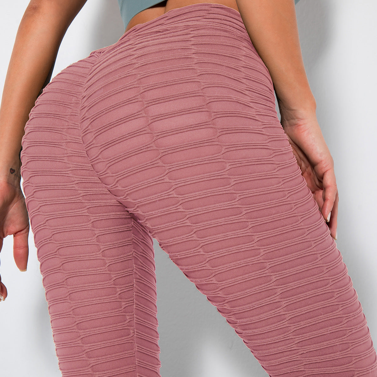 2024 new hip-lifting 3D three-dimensional buttocks yoga pants